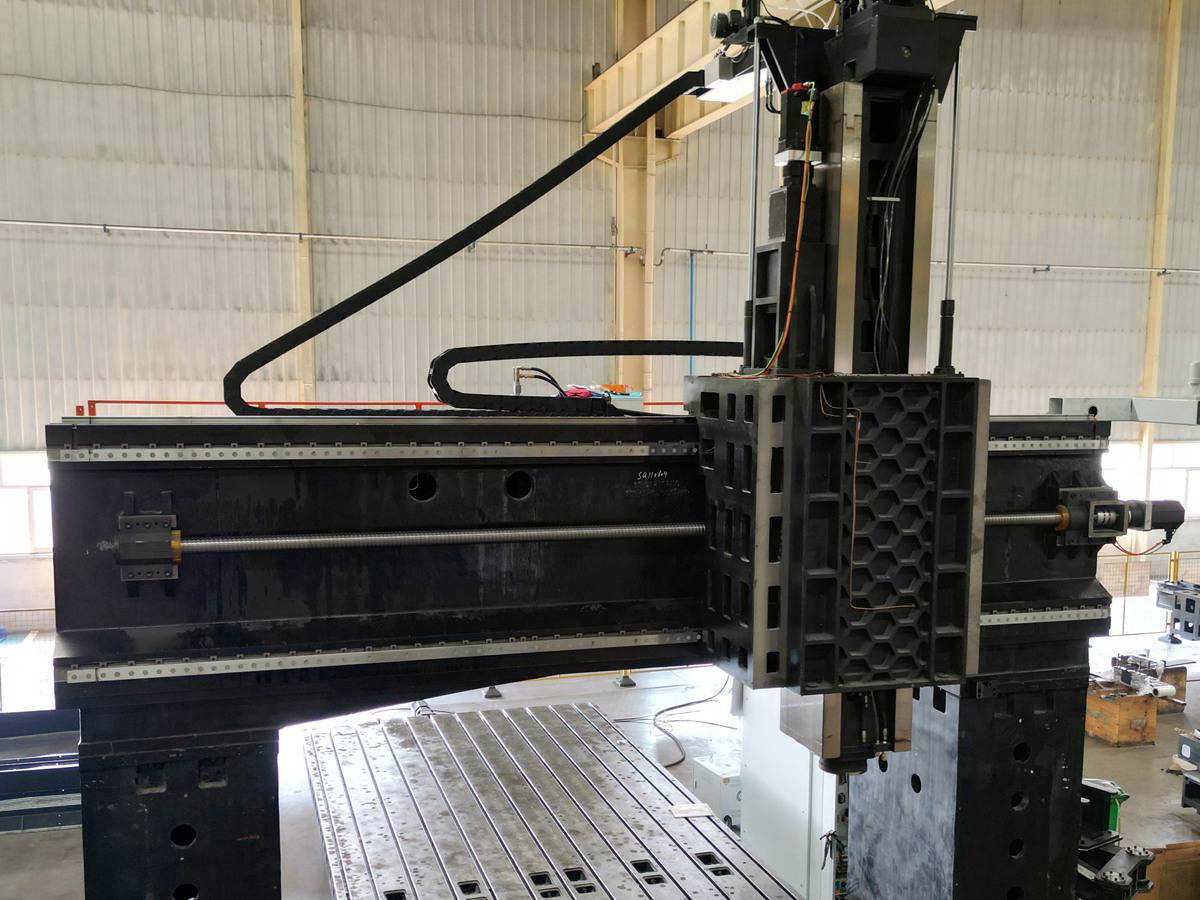 乔那科数控 龙门加工中心智能化彰显"中国智造"能力