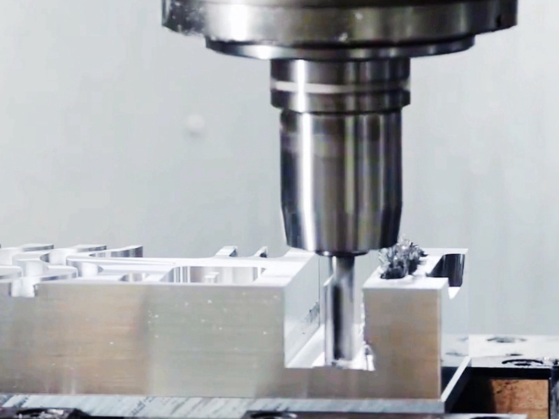 龙门加工中心迎智造新机遇  乔那科数控崭露头角