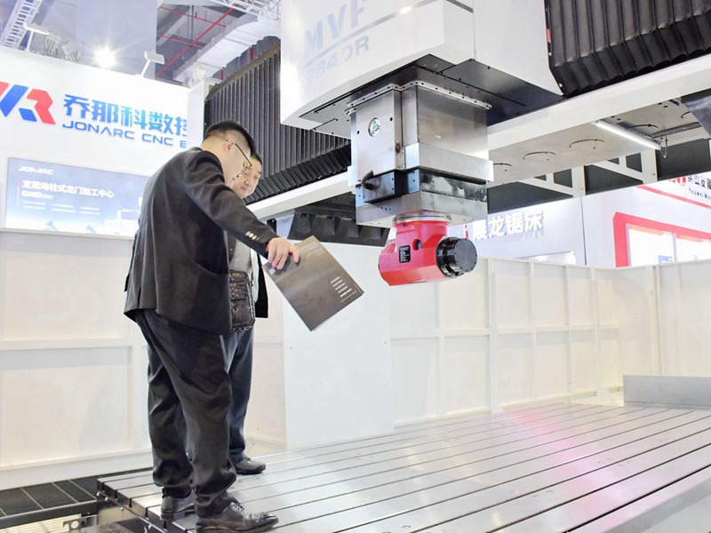 乔那科数控：龙门加工中心引领精密制造新标杆